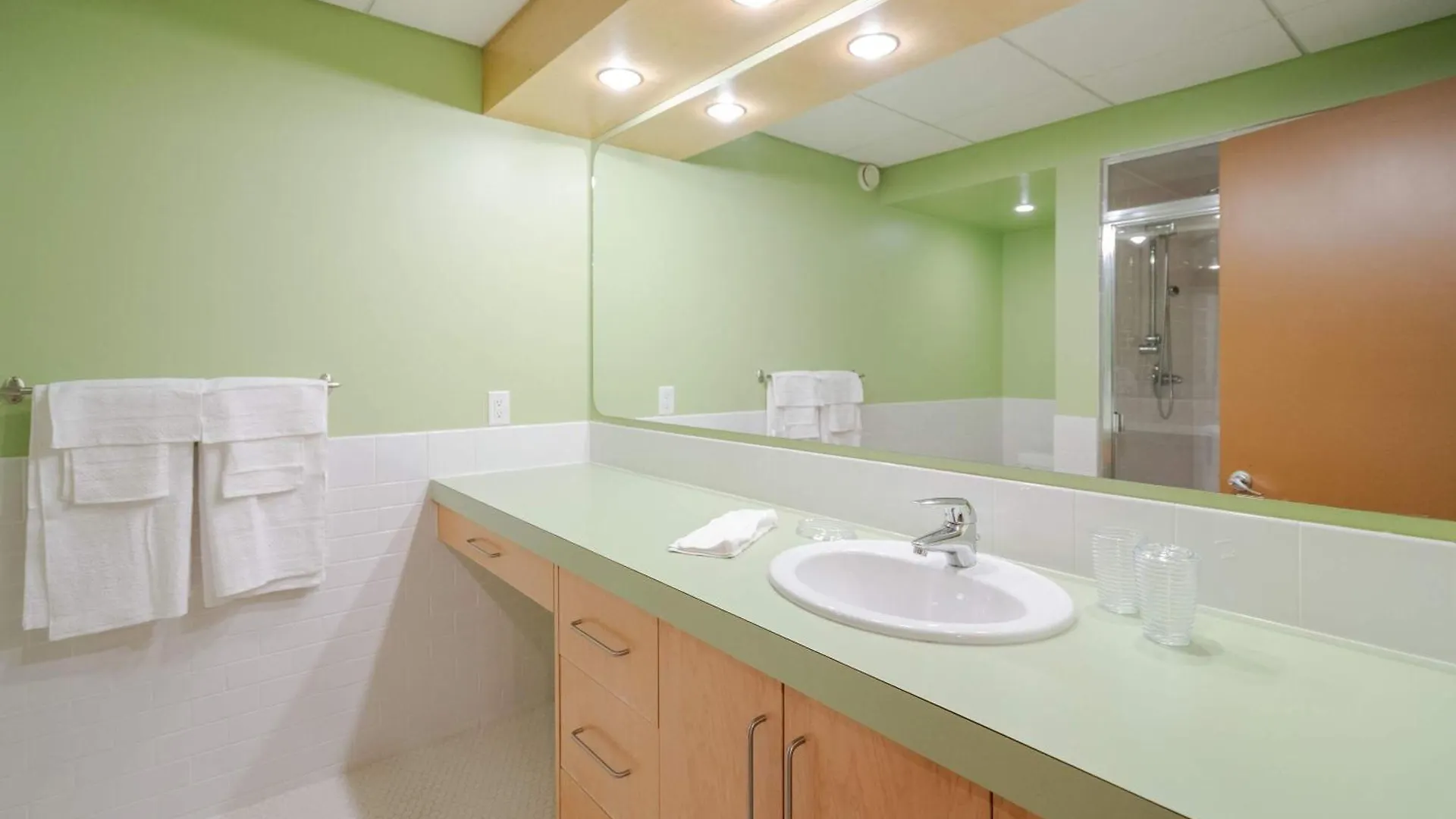 Historic Treend Residence In The Heart Of Mission YYC