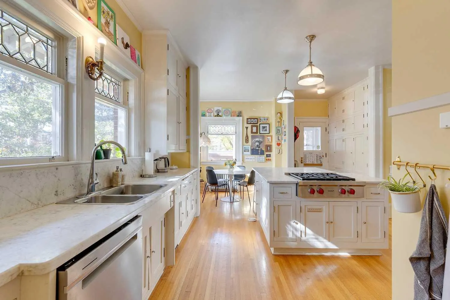Casa vacanze Historic Treend Residence In The Heart Of Mission YYC Canada