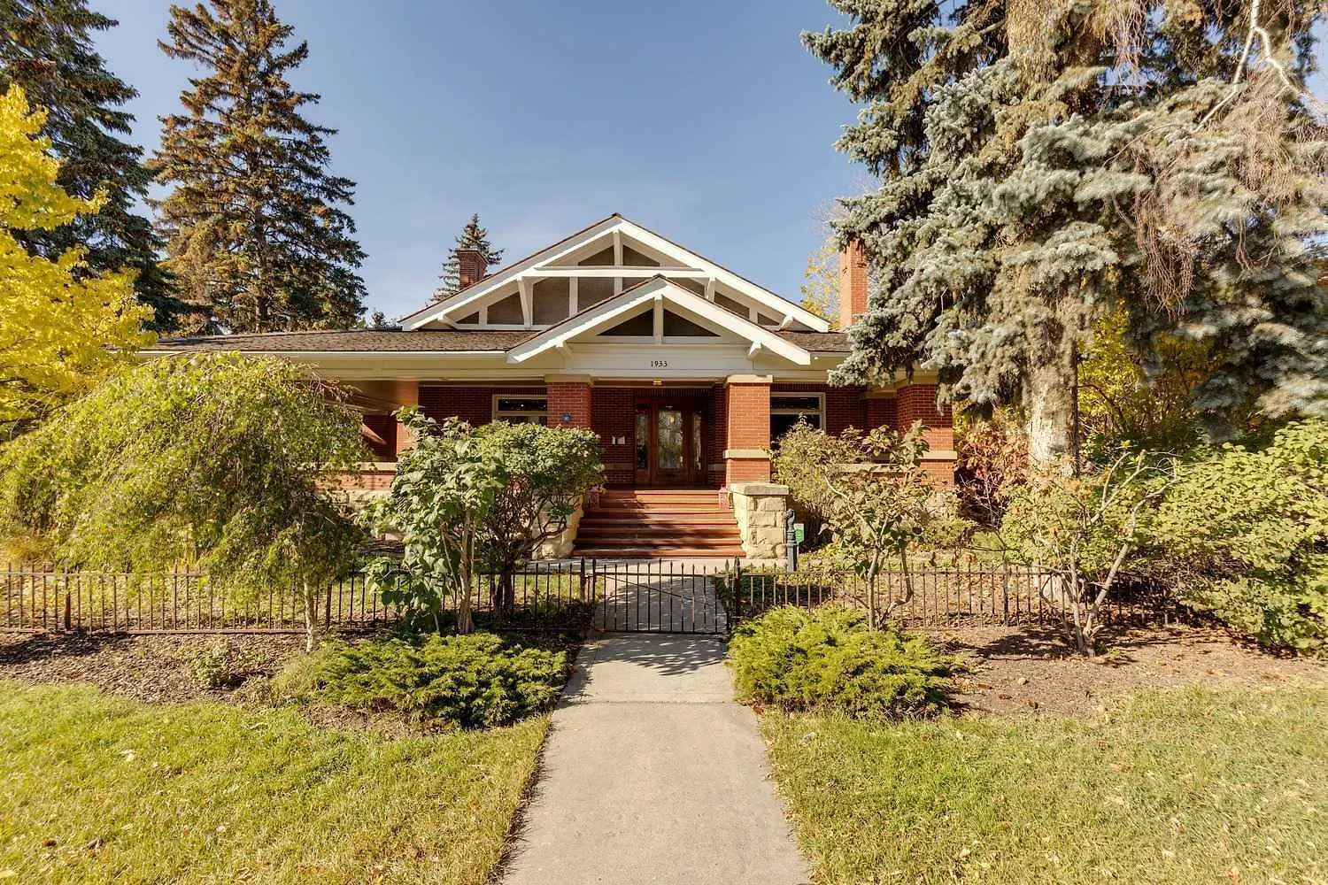 Historic Treend Residence In The Heart Of Mission Calgary 0*,