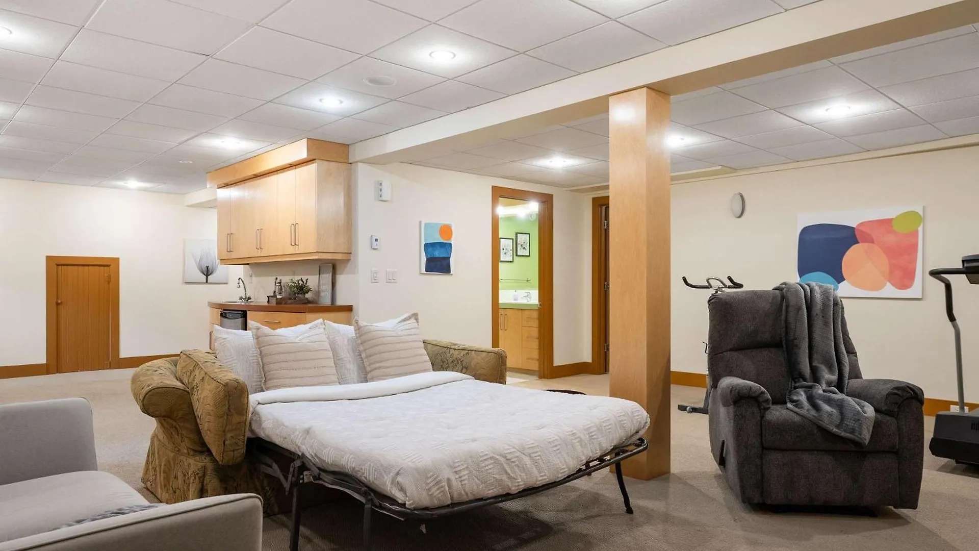 Holiday home Historic Treend Residence In The Heart Of Mission Calgary