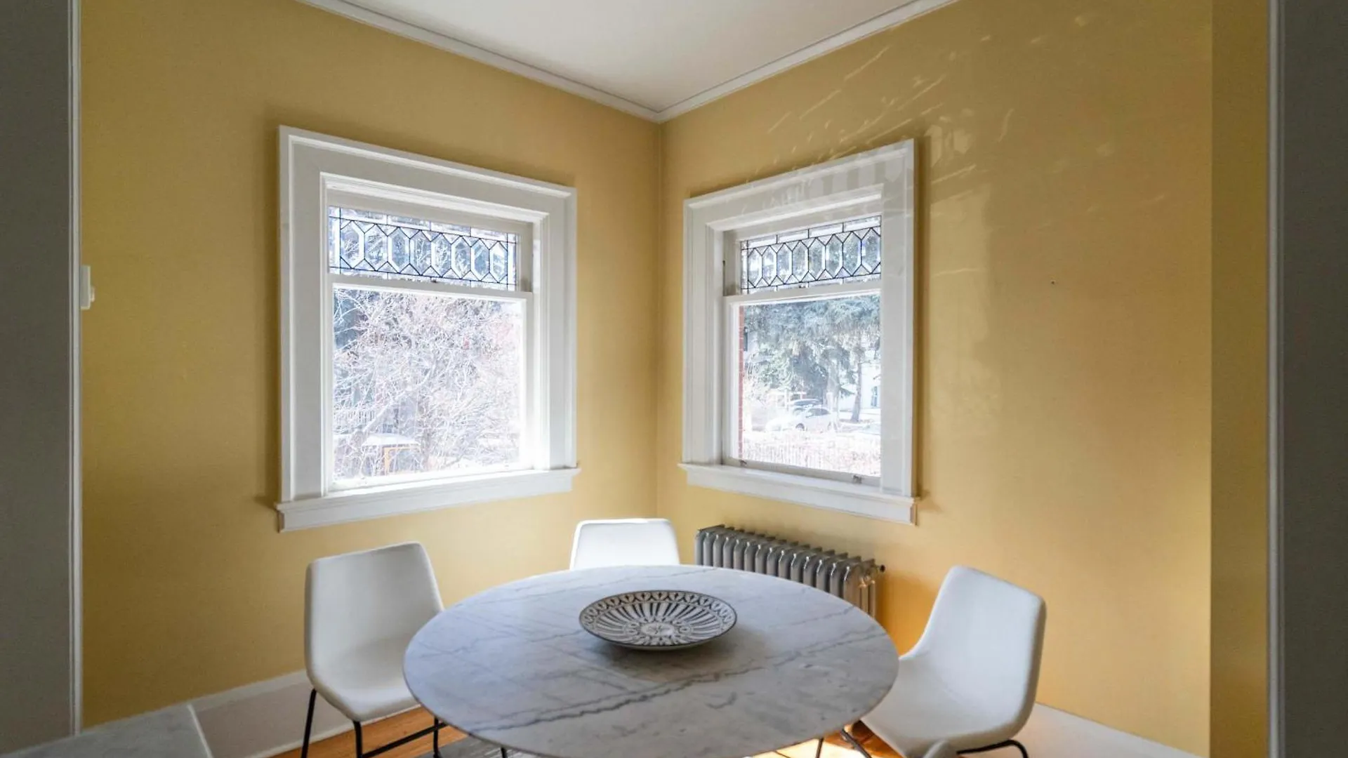 Historic Treend Residence In The Heart Of Mission Calgary Holiday home