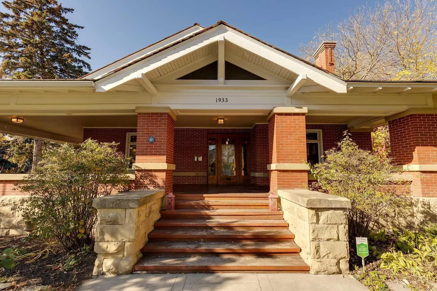 Holiday home Historic Treend Residence In The Heart Of Mission Calgary